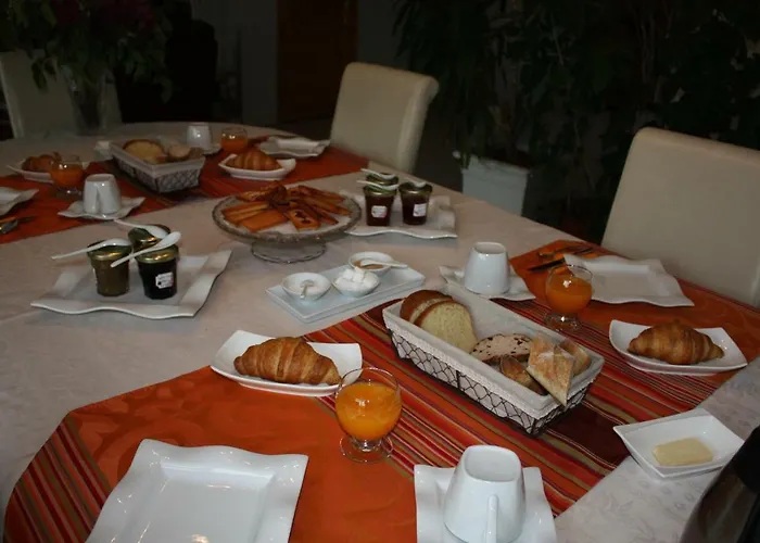 Bed & Breakfast Le Jardin De Venus La Rivière-Saint-Sauveur